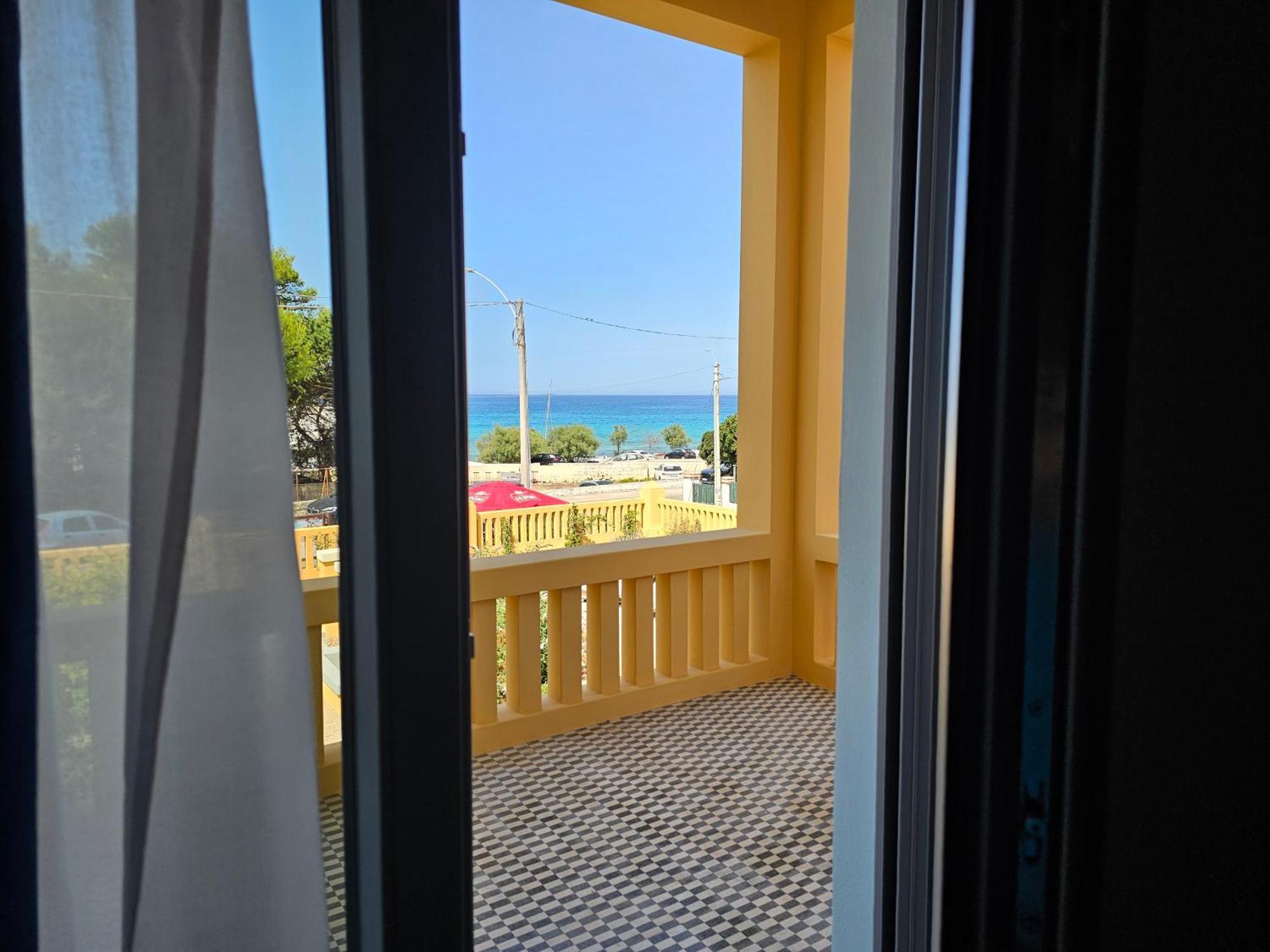 Costiero Elegant Suites B&B גאליפולי מראה חיצוני תמונה